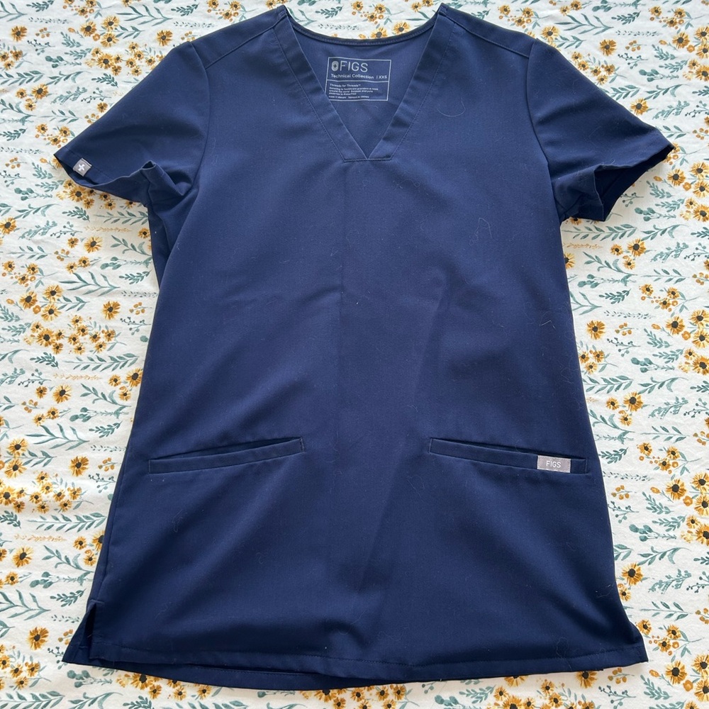 Navy Blue Figs Casma Scrub Top - XXS